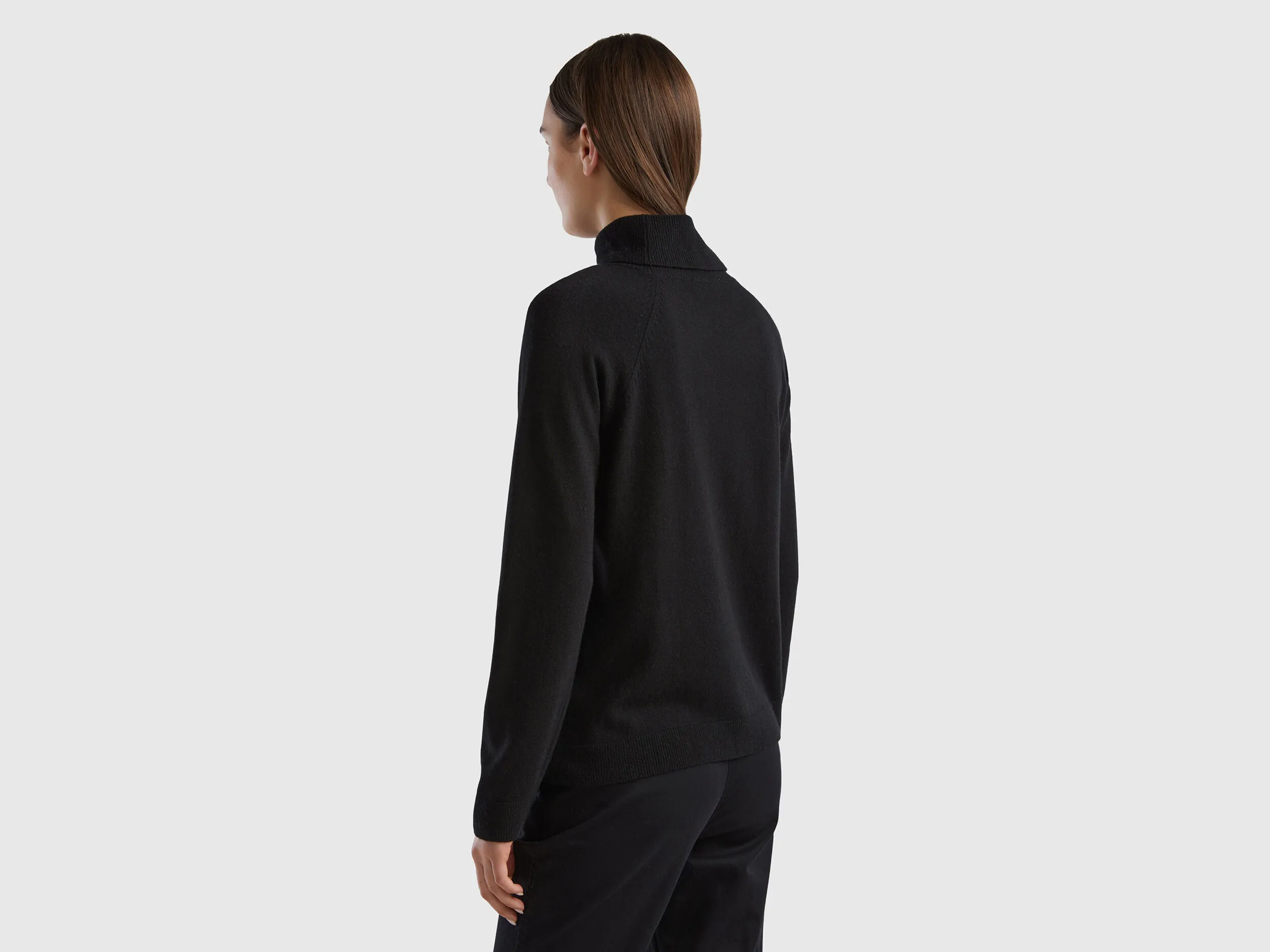 Black turtleneck sweater in cashmere and wool blend - Black | Benetton