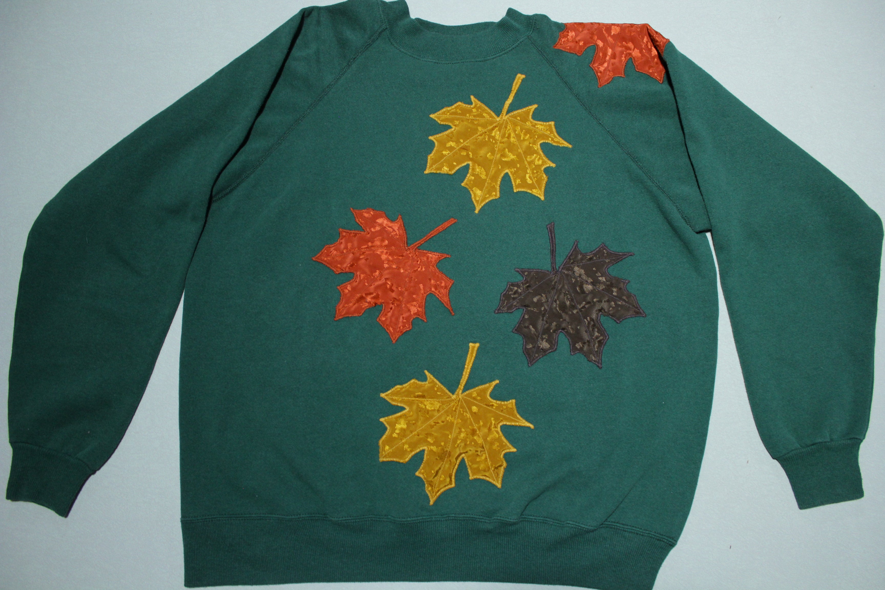 Fall Maple Leaf Vintage 90's Green Crewneck Hanes Sweatshirt