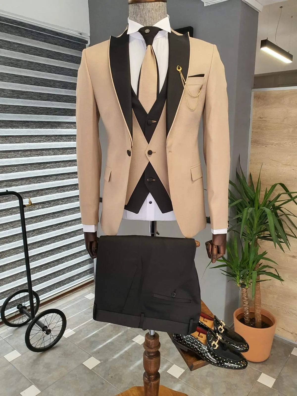 Lori Beige Slim Fit Peak Lapel Wedding Suit