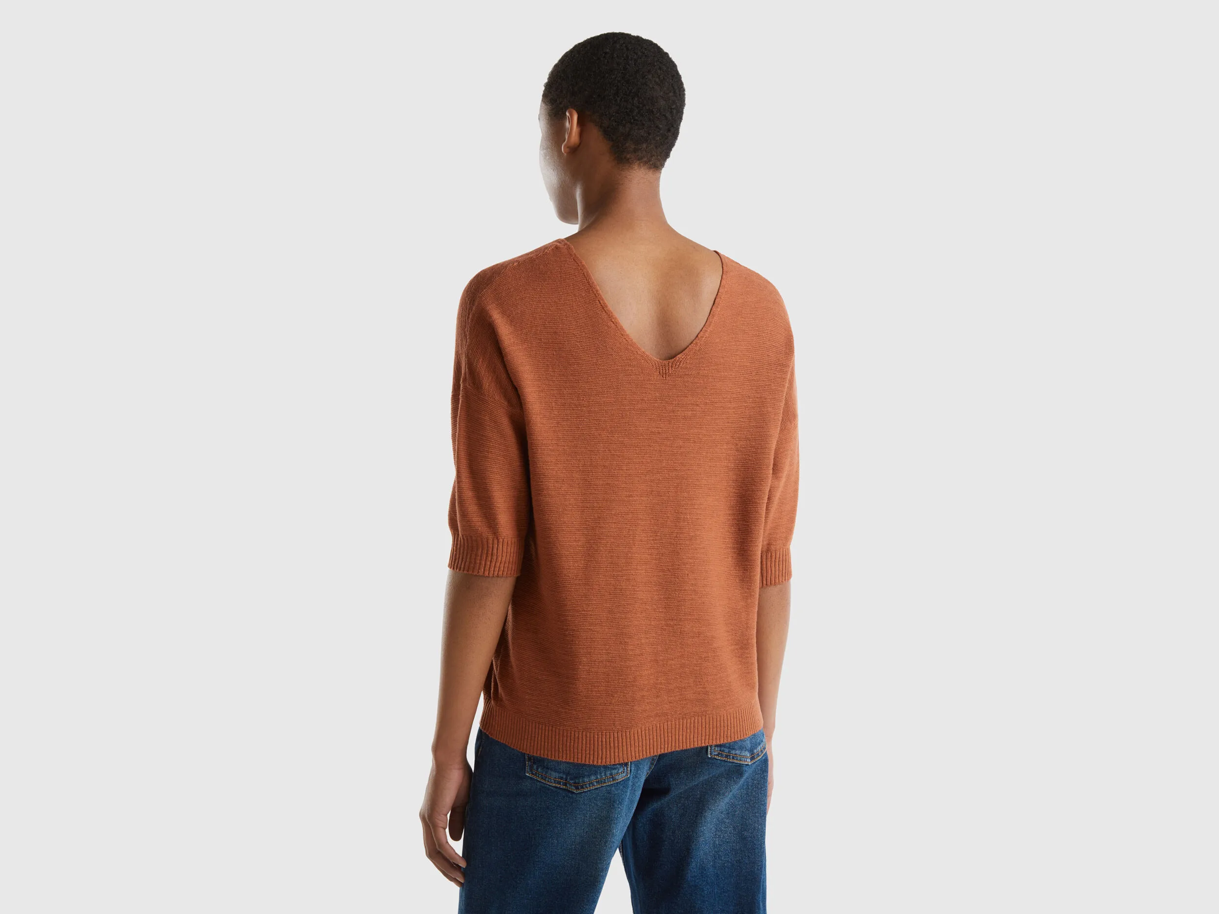 Sweater in linen and cotton blend - Brown | Benetton