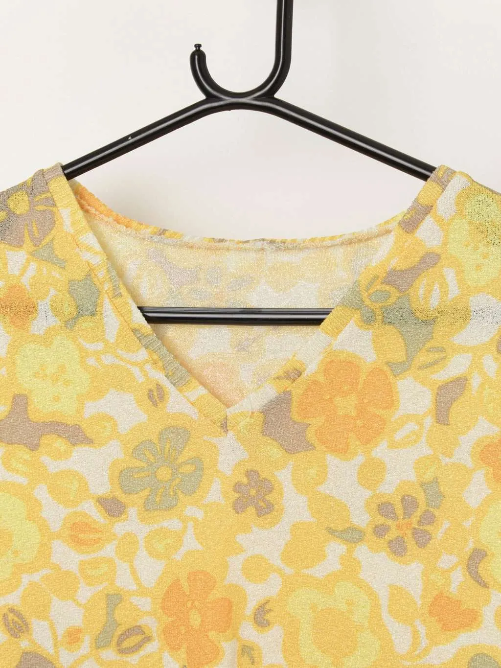 Vintage bright yellow 70s floral top – Medium / Large